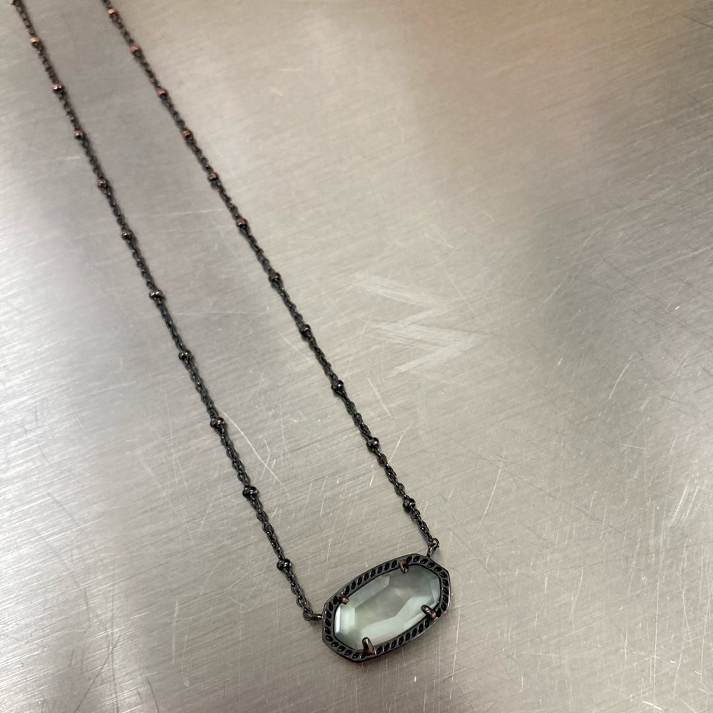 New Kendra Scott Stone Necklace